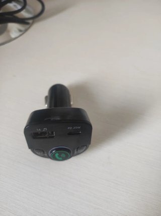 Transmisor FM Bluetooth Coche Carga Rápida