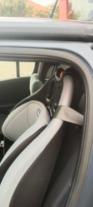 Silla de coche Chicco gris