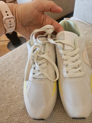 Zapatillas crema y rosa Talla 38 sin estrenar
