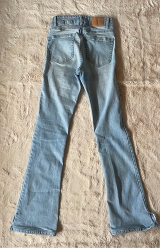 Jeans Skinny Flare Deshilachados