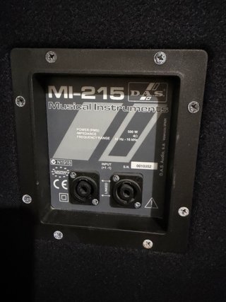 2 Altavoces DAS MI-215 500W RMS