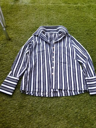 Camisa Rayas Blanco y Negro