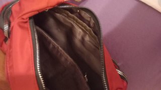 Bolso bandolera rosa acolchado