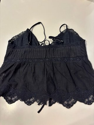 Top Zara tirantes bordado negro T.XS