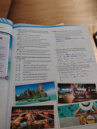 Synchronize 4 Workbook (Spain)