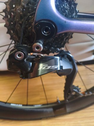 Shimano 105 Di2 R7150 12v