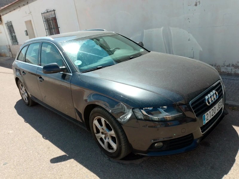 Audi A4 2010 - foto 1