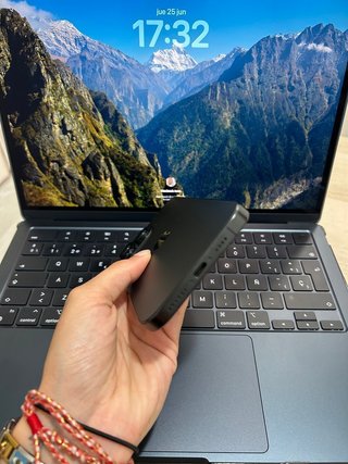 iPhone 16 Pro Max 256gb como nuevo