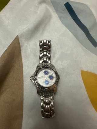 Reloj Festina  Clásico Plata y Blanco
