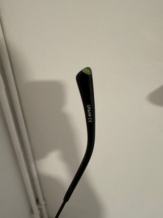 Gafas de sol Oakley negras y grises