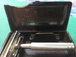 Rasoio Valet Auto Stro con custodia
