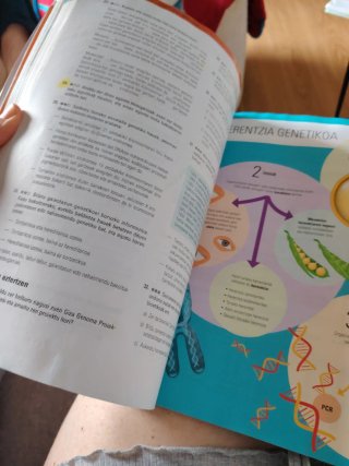 BIOLOGIA ETA GEOLOGIA 4