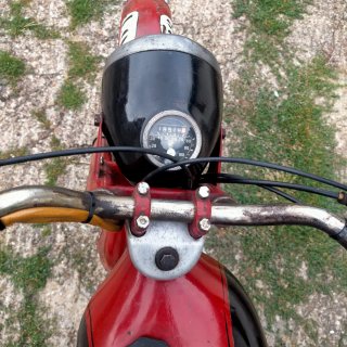 Moto Guzzi Z98 Zigolo Roja