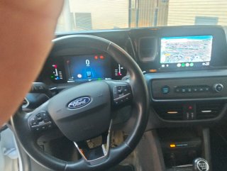 Ford Transit Courier 2024