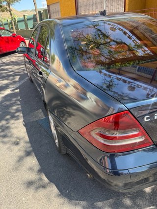 Mercedes-Benz C200 2001