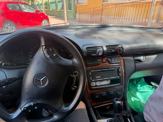 Mercedes-Benz C200 2001