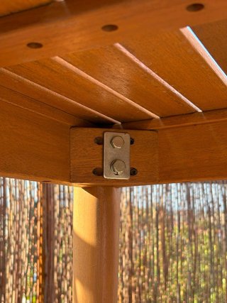 Mesa de jardín de madera