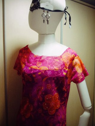 Vestido floral manga corta