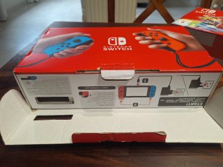 Nintendo Switch Mario Kart Deluxe+ regalo 3 juegos