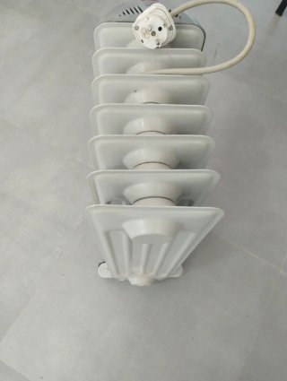 Radiador Aceite 1500W 6 Elementos
