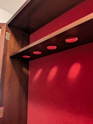 Armero/Vitrina expositora madera y cristal