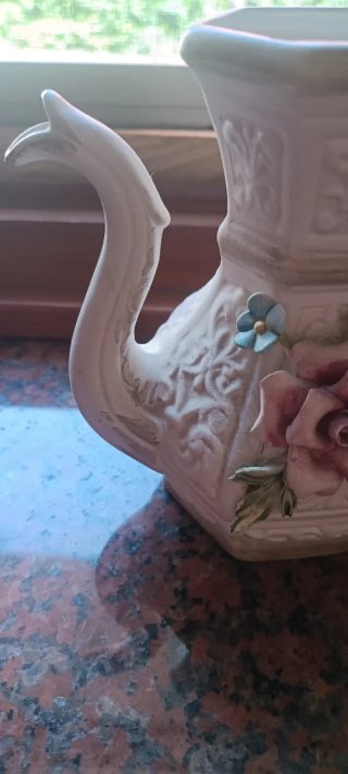 Brocca Capodimonte floreale