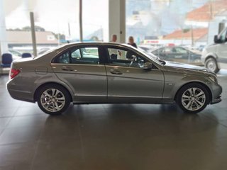 MERCEDES clase c
