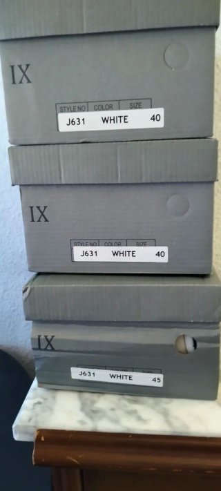 Lote Zapatillas Deportivas Tallas 40 y 45