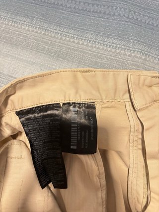 Pantalones cortos chinos Zara beige