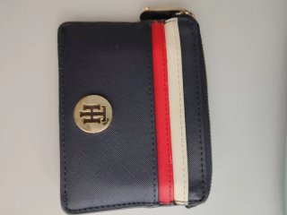 Tarjetero Tommy Hilfiger con monedero de cremaller