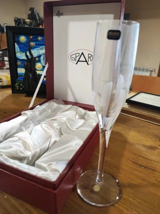 Conjunto dos copas cristal con estuche.