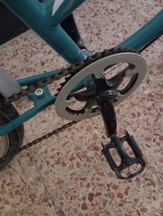 Bicicleta de paseo azul