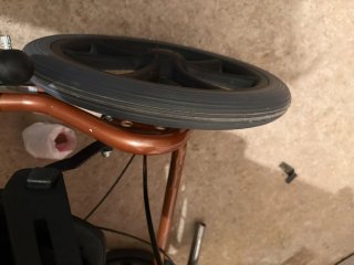 Silla de ruedas basculante inovys II poco uso