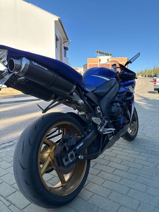 Yamaha R1 2006