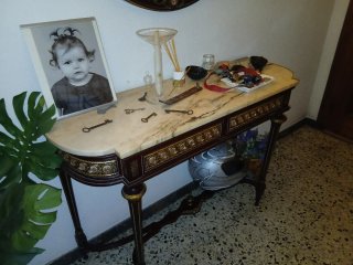 Muebles, espejo, apliques pared,estantería rincone