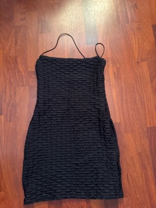 Vestito nero corto con spalline