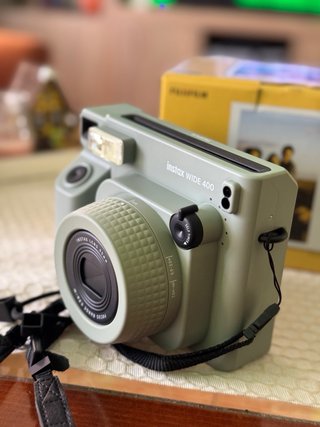 Cámara Fujifilm Instax Wide 400 Verde (CON CAJA)