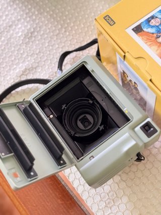 Cámara Fujifilm Instax Wide 400 Verde (CON CAJA)