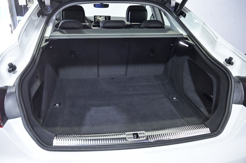 Audi A5 2022, foto 12