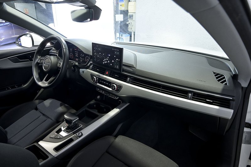 Audi A5 2022, foto 32