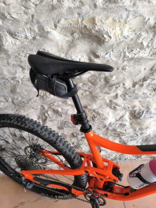 Bicicleta Giant a doppia sospensione taglia L