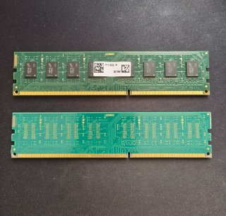 x2 Memorie RAM Crucial 8GB + 4GB DDR3