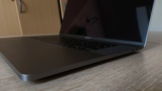 MacBookPro 16 i9 / 32GB RAM / 1TB SSD / Radeon 8GB