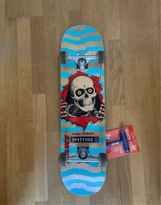 Skate Tool y Tabla de Skate
