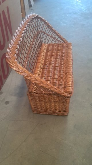 Sofá infantil de mimbre