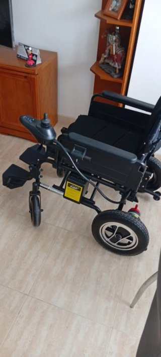 Silla de ruedas eléctrica