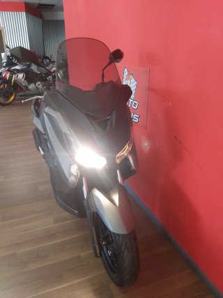 YAMAHA XMAX 125C.C