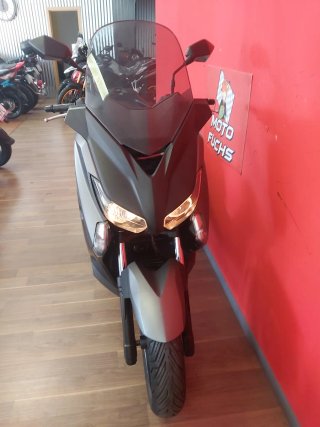 YAMAHA XMAX 125C.C