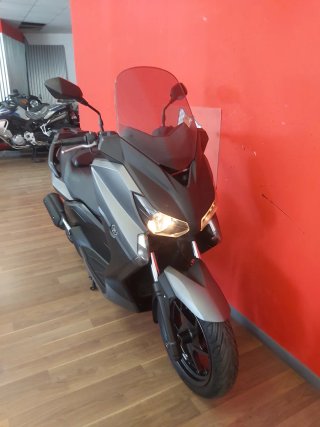 YAMAHA XMAX 125C.C