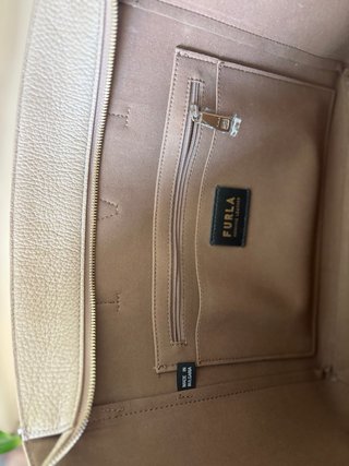 Bolso tote Furla de piel